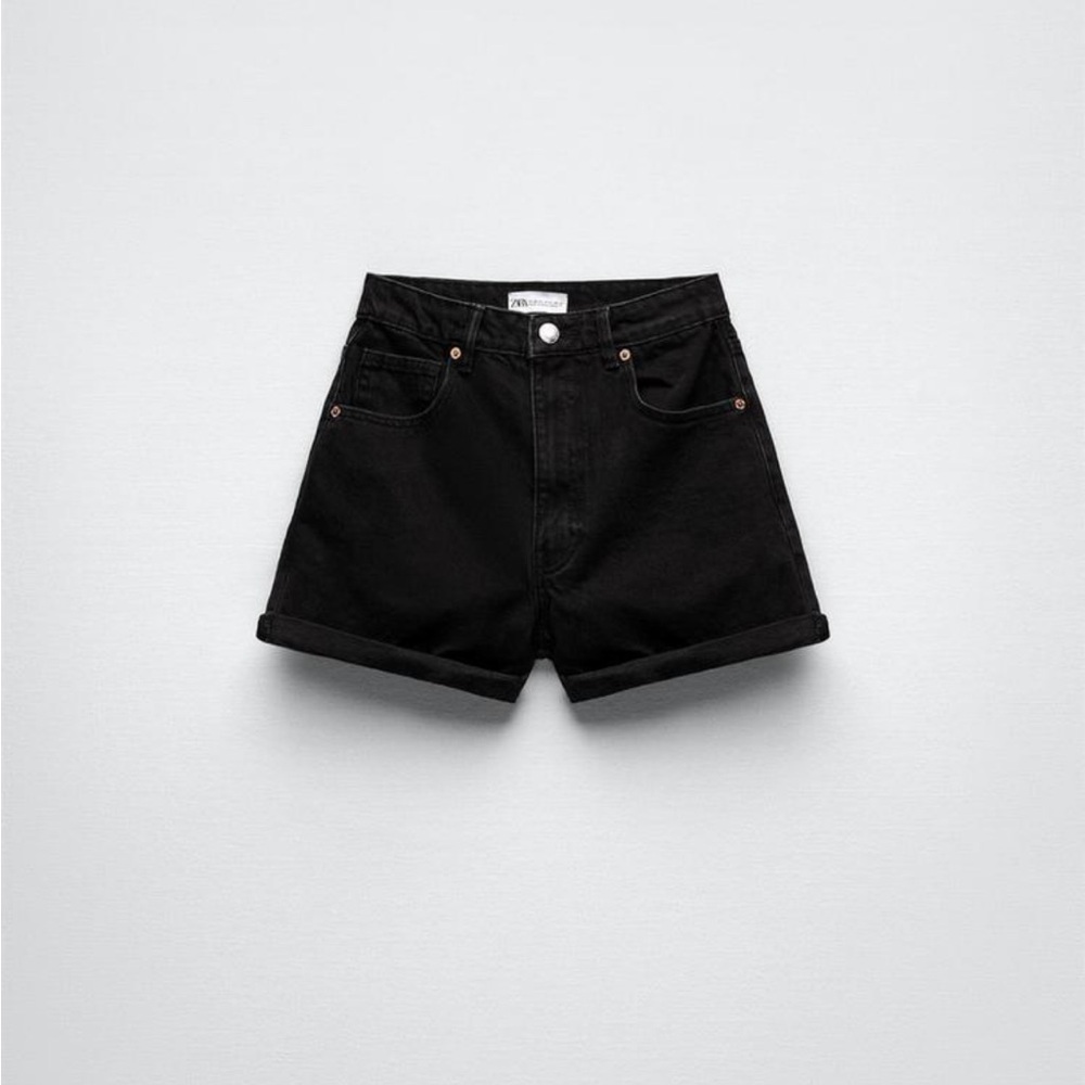 Zara Mom Fit shorts